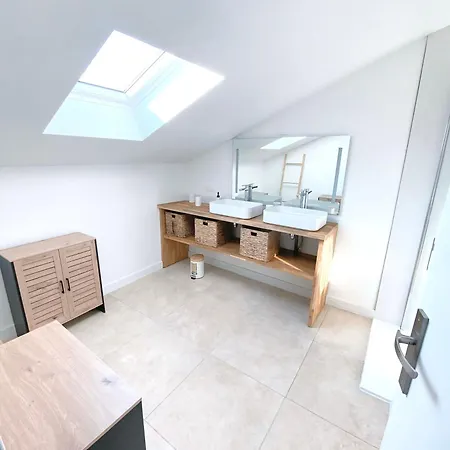 Privee Climatisee Dans Colocation - - Tram B - Wifi - Terrasse - Ref Br1 *